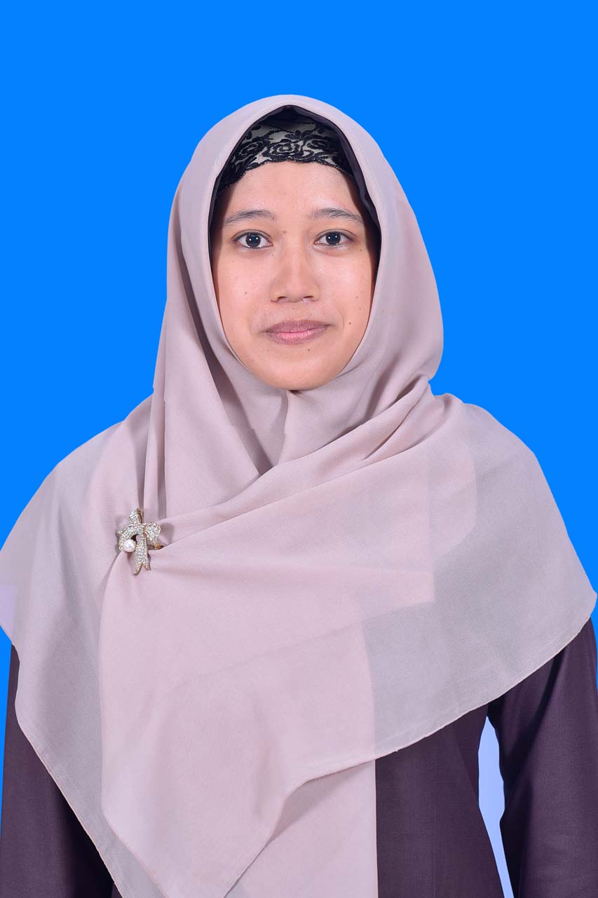 Vita Ulizzakiyyah, S.Pd